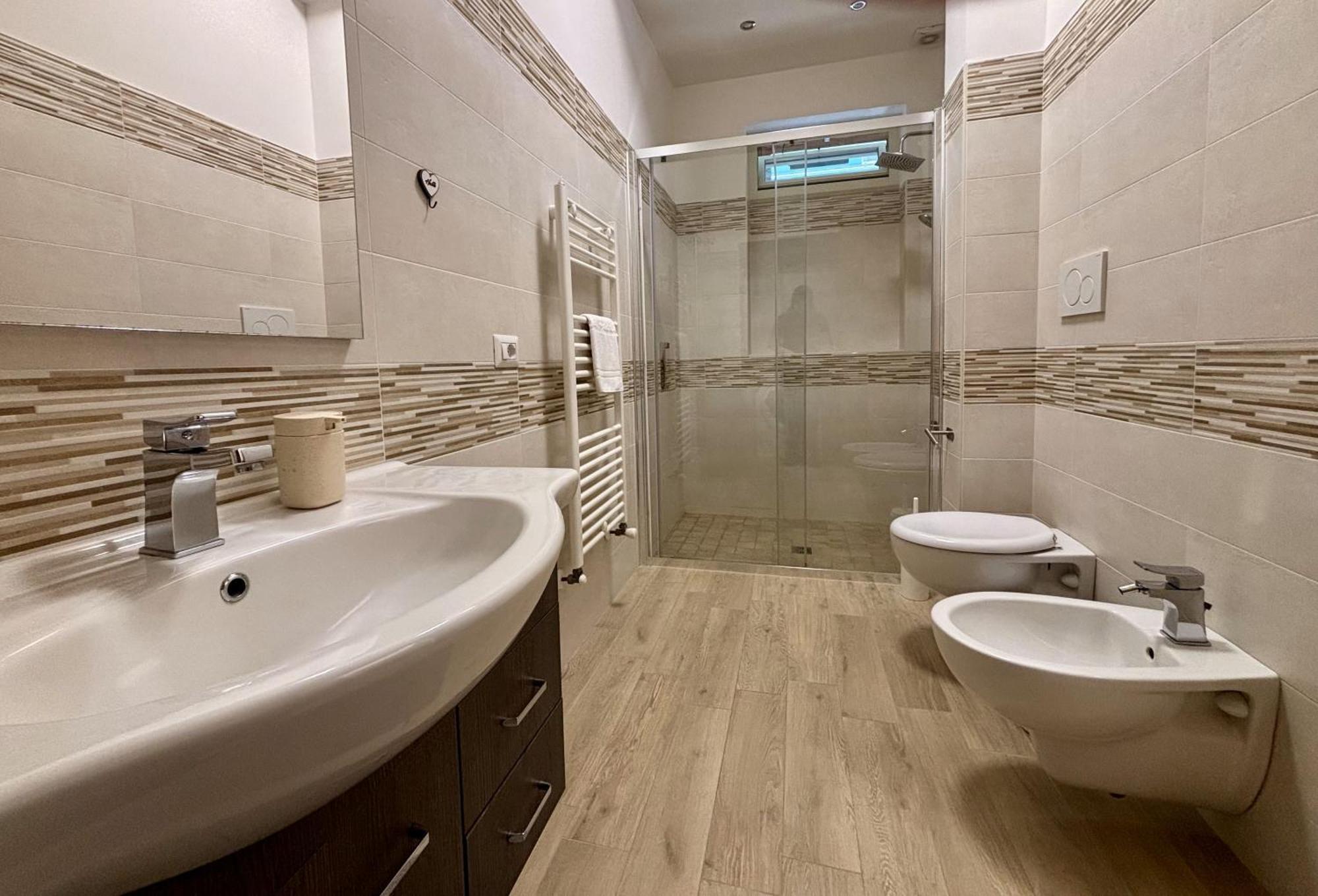 Zezzella By In Puglia Service لوكوروتوندو المظهر الخارجي الصورة